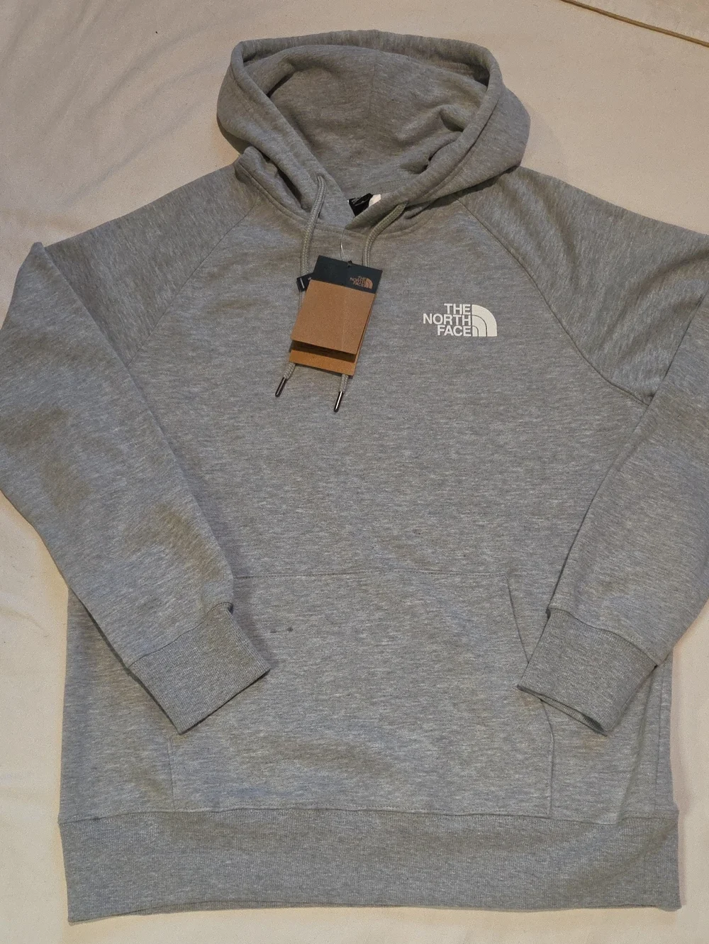 NWT The North Face Light Grey Pullover Hoodie with Logo Sz L